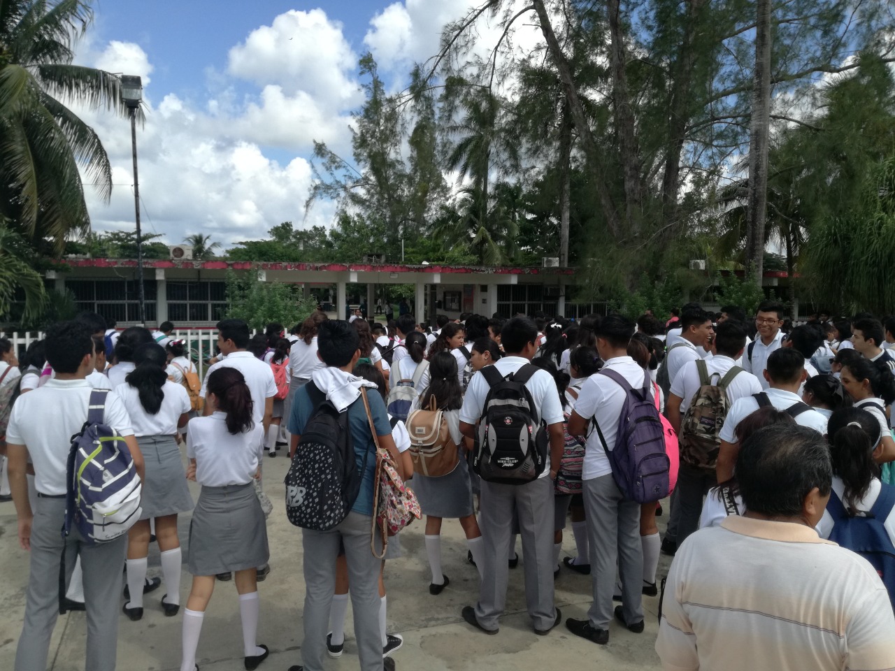 Quieren regreso a clases presencial en la zona maya