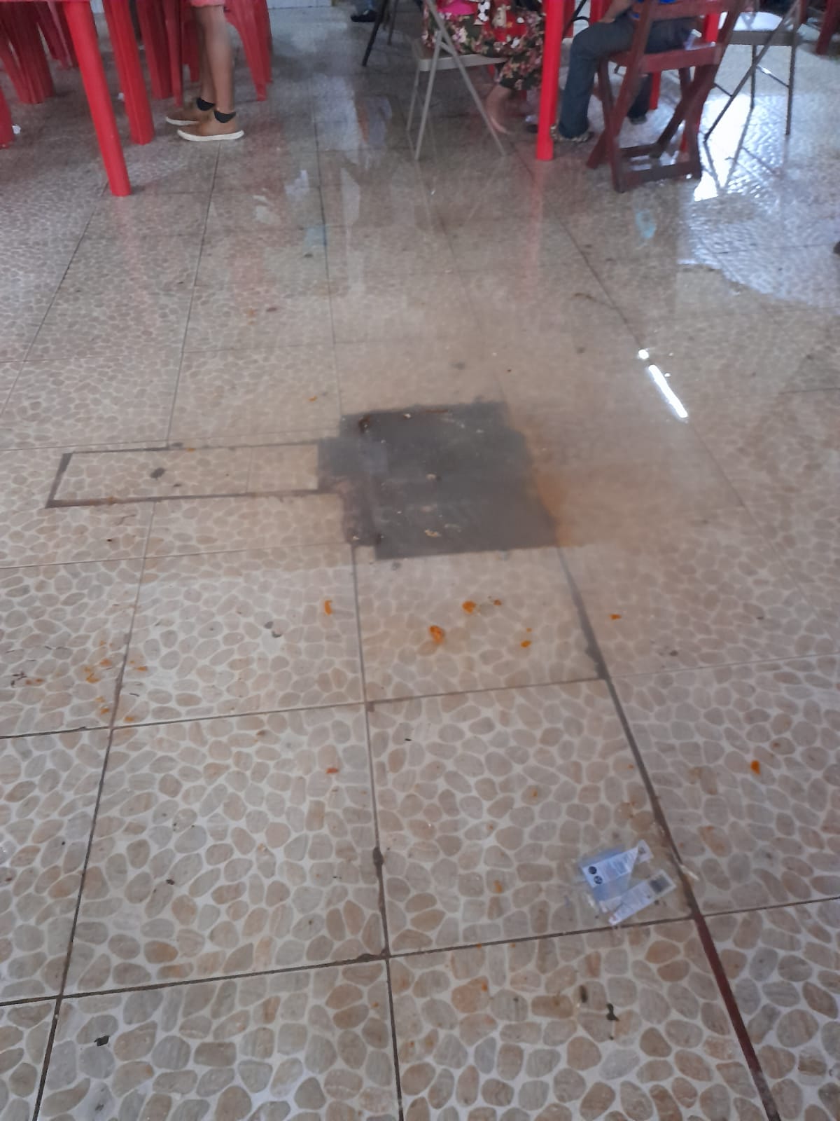 Pésima administración en el mercado municipal de FCP