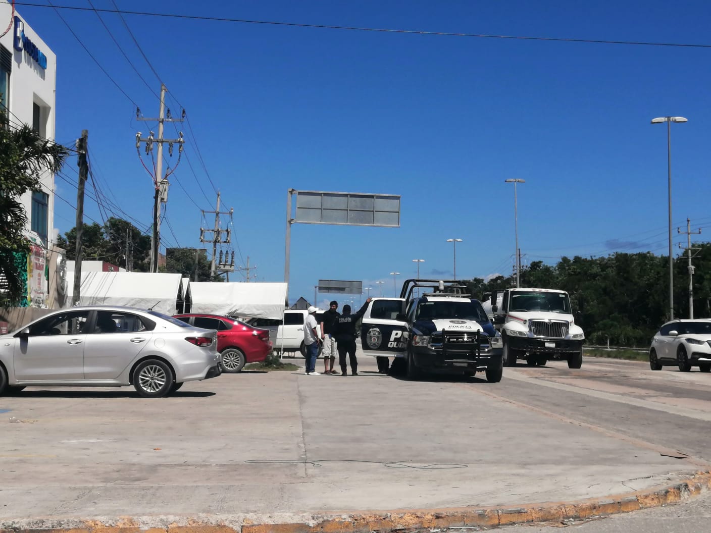 Balean a trabajadores y roban dinero de la nómina