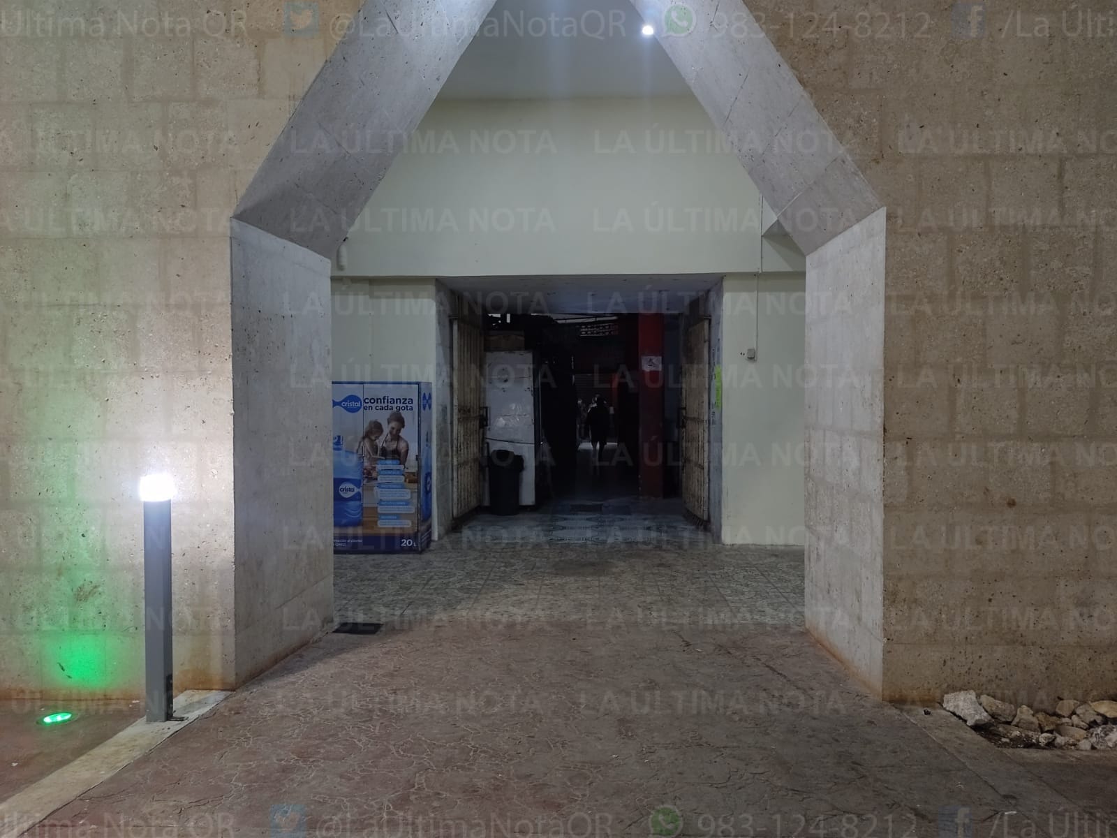 Escucha Mary Hernández a locatarios del mercado municipal