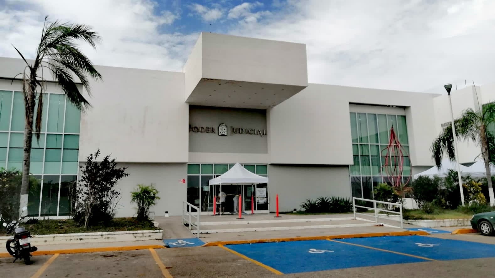 VINCULAN A PROCESO A DOS POLICÍAS DE CHETUMAL POR EL DELITO DE ROBO