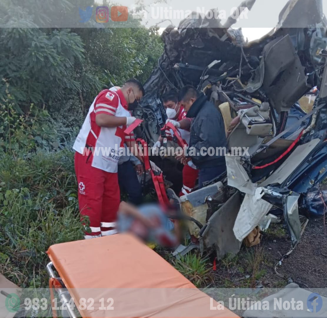 IMPACTANTE accidente deja cinco lesionados y un presunto desparecido