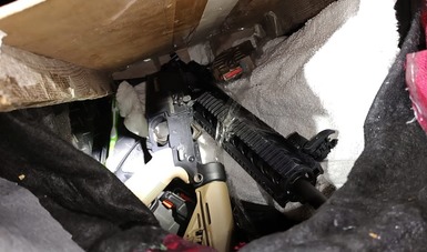 En Coahuila, Guardia Nacional y Agencia Nacional de Aduanas de México detienen a persona con armamento en cruce fronterizo