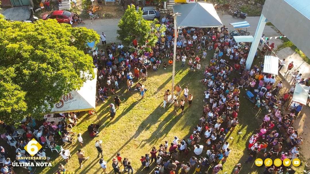 se vive espectacular fiesta del pueblo en el sexto aniversario de La Última Nota