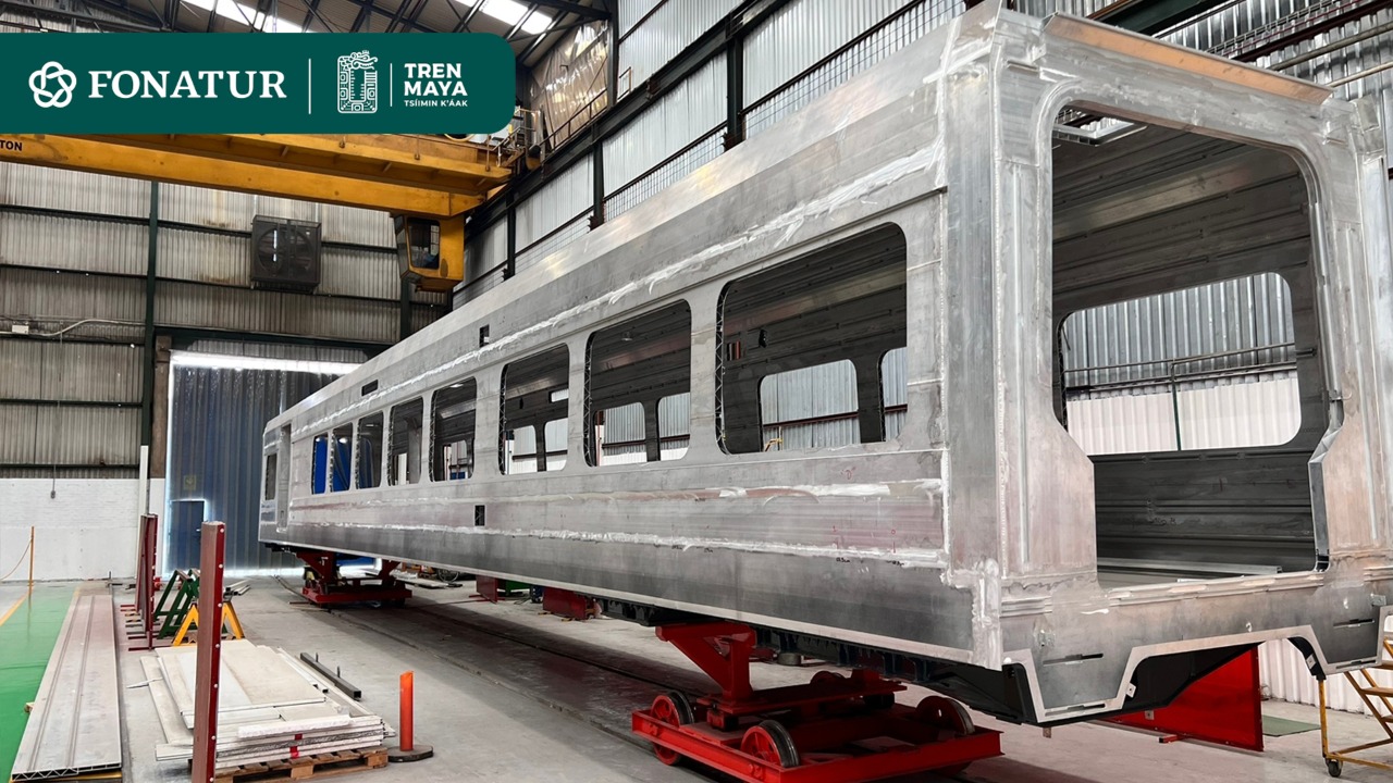 Avanza fabricación de trenes por manos mexicanas