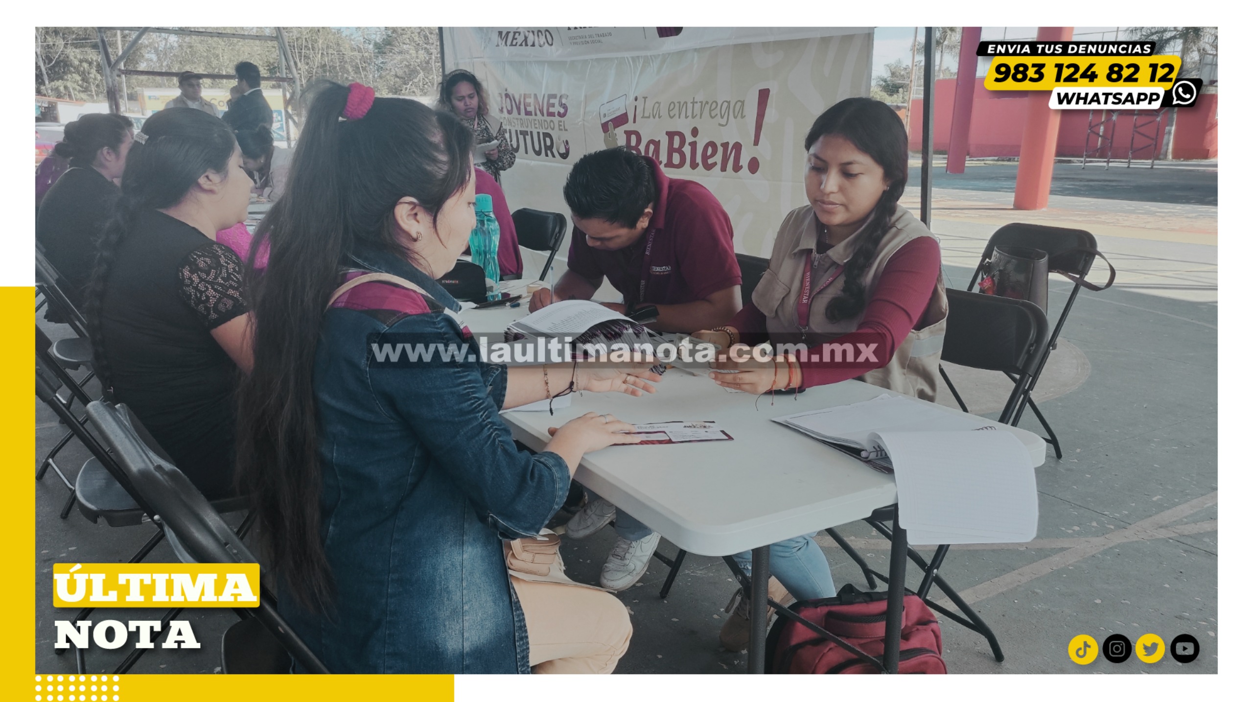 Entregan tarjetas a Jóvenes Construyendo el futuro de FCP