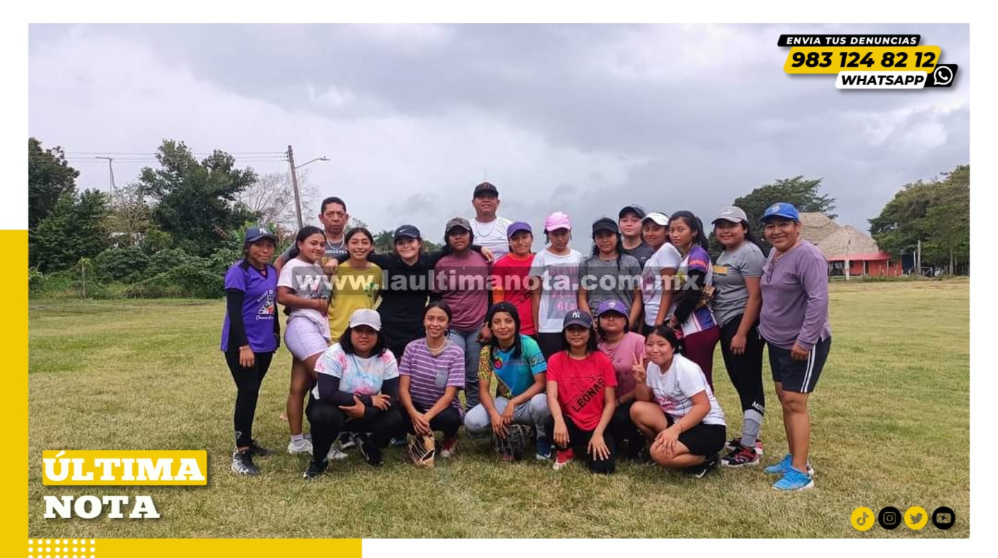 Conforman selectivo femenil de Softbol en FCP, se van a encuentros de la Conade