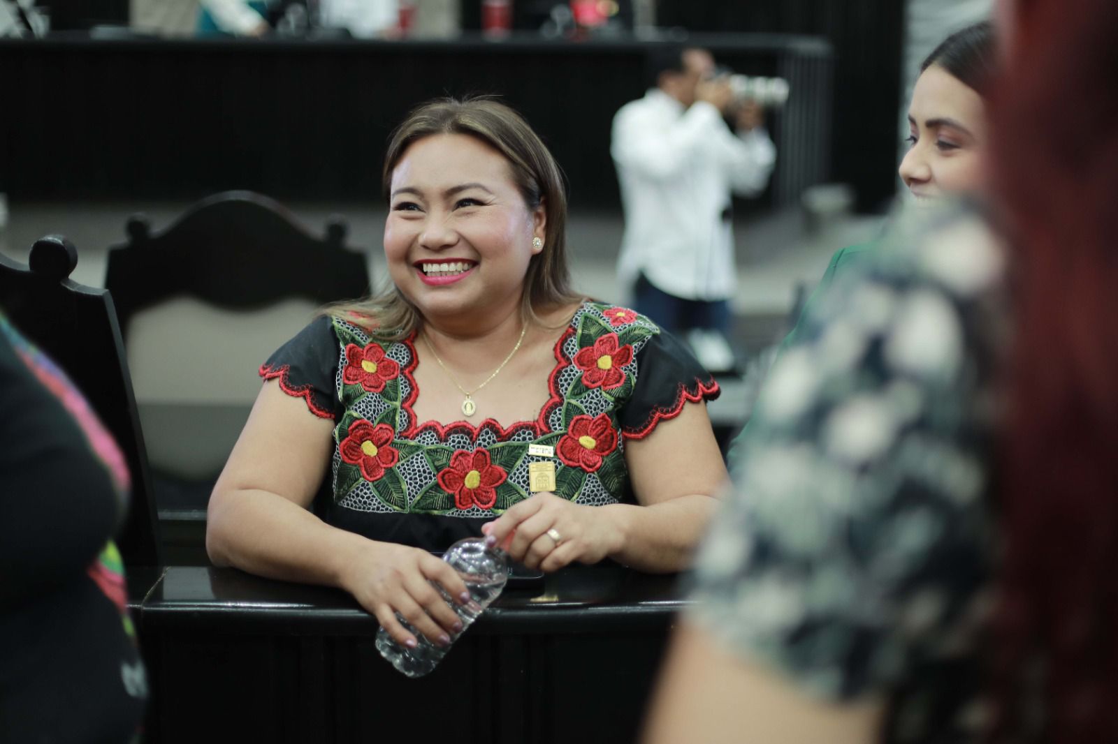 Silvia Dzul presenta iniciativa para incorporar la Maya en los servicios de protección civil