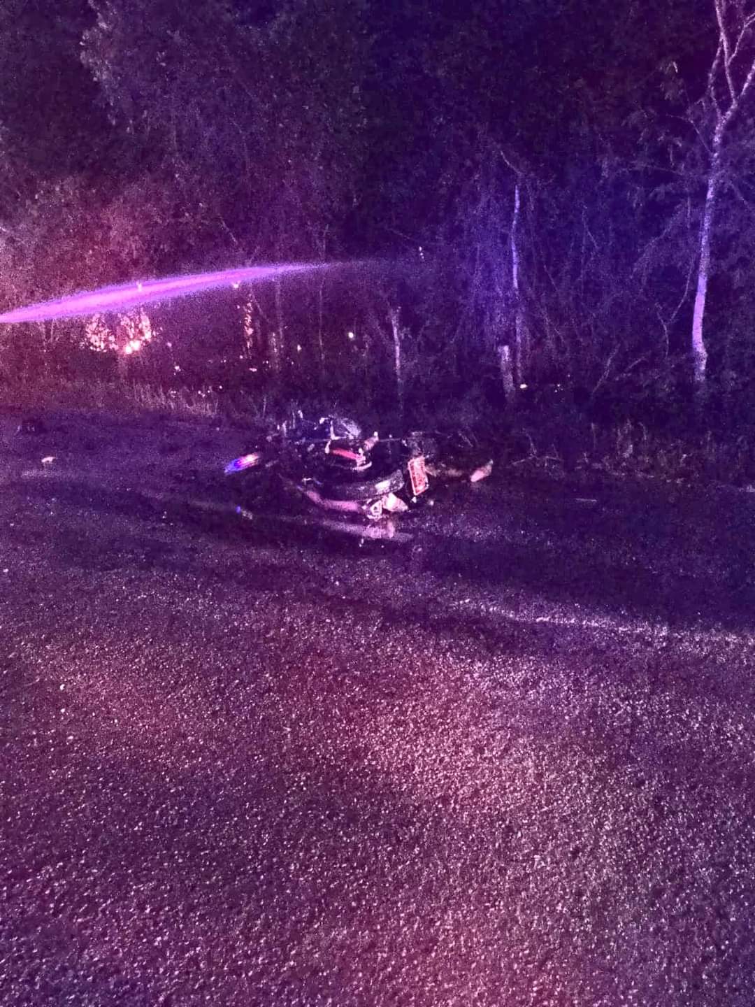 Dos muertos y un calcinado en accidente entre Bacalar y Xulha