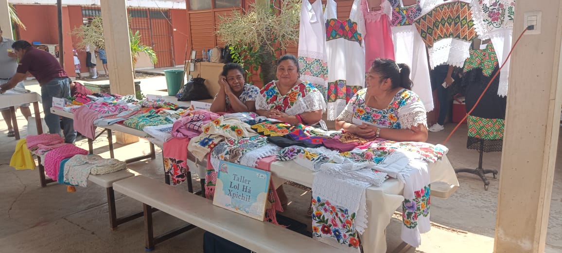 Realizan Expo Feria Emprende en X-Pichil