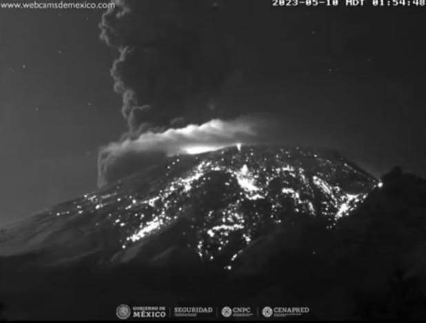 Popocatépetl registra fuerte explosión