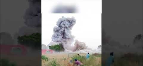 Captan momento exacto de explosiones en cadena de pirotecnia en Tultepec