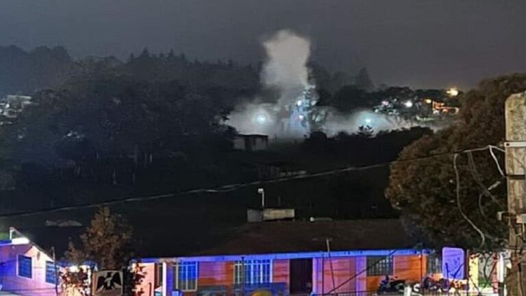 Huachicoleros causan fuga de hidrocarburo en Huauchinango, Puebla