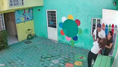 Investigan agresión a profesora que fue obligada con un arma a pedir perdón a alumno en Cuautitlán Izcalli