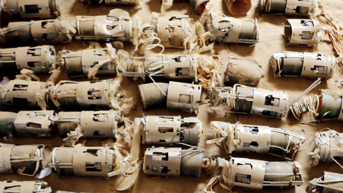 ¿Qué son las bombas de racimo y por qué están prohibidas en más de cien países?