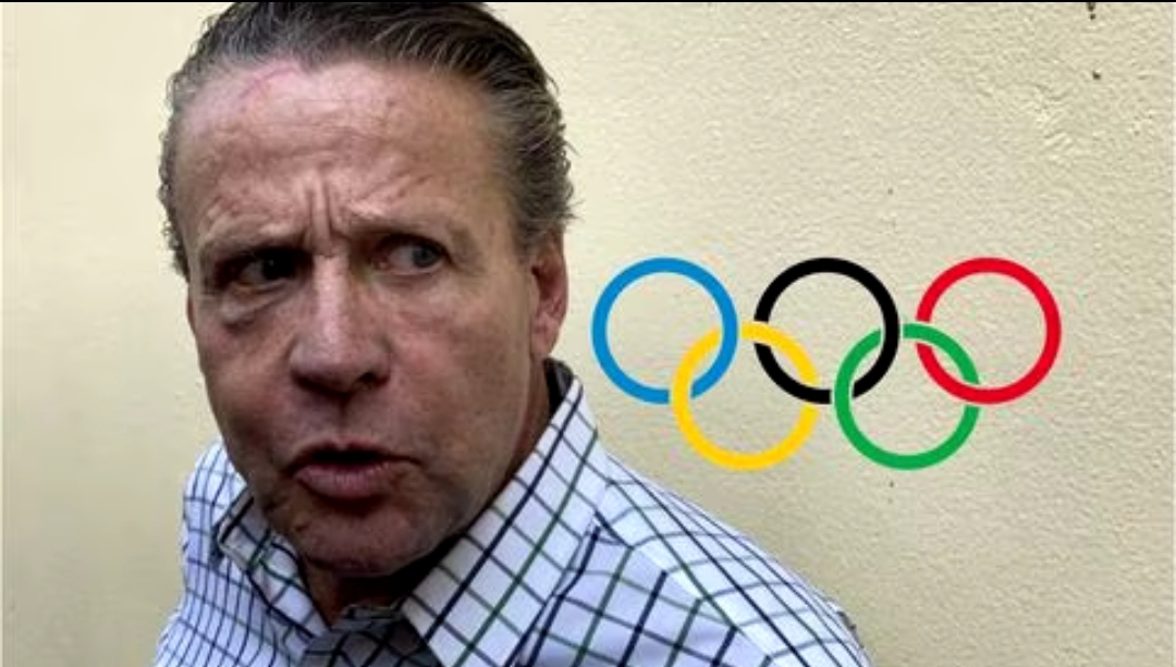 Tunden a Alfredo Adame por presumir que se quedó a dos segundos de ir a Juegos Olímpicos como nadador