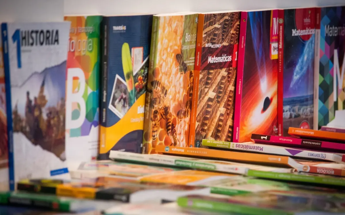 Frenan distribución de libros de la SEP en Edomex