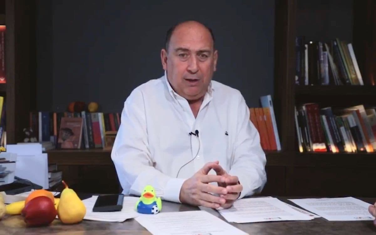 Moreira afirma que libros de texto tenían calidad en tiempos del PRI