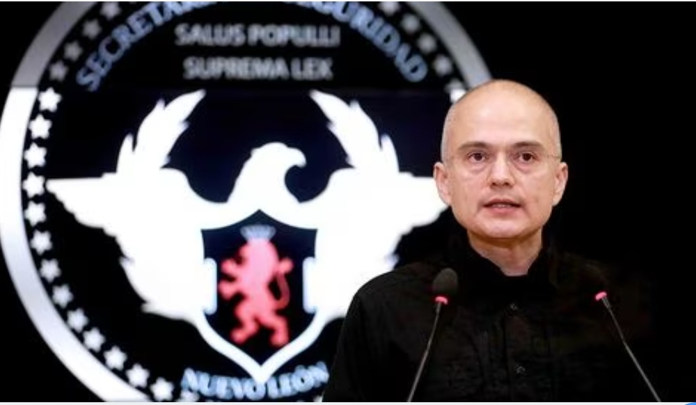 Detienen a 11 presuntos delincuentes tras bloqueos y quema de autos en Nuevo León