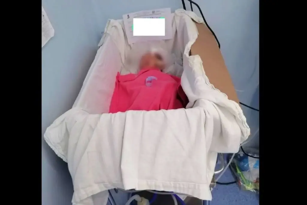 Colocan a bebé en caja de cartón en área de cuneros en Hospital de Oaxaca; hay un funcionario destituido
