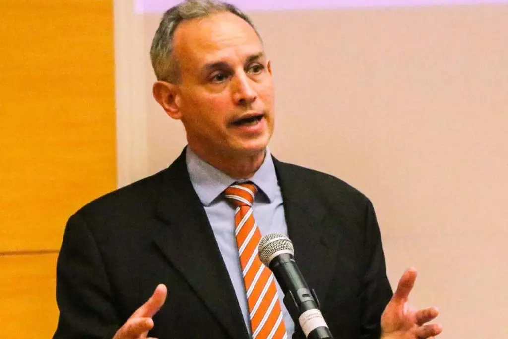 Hugo López-Gatell buscará la Jefatura de Gobierno de la CDMX