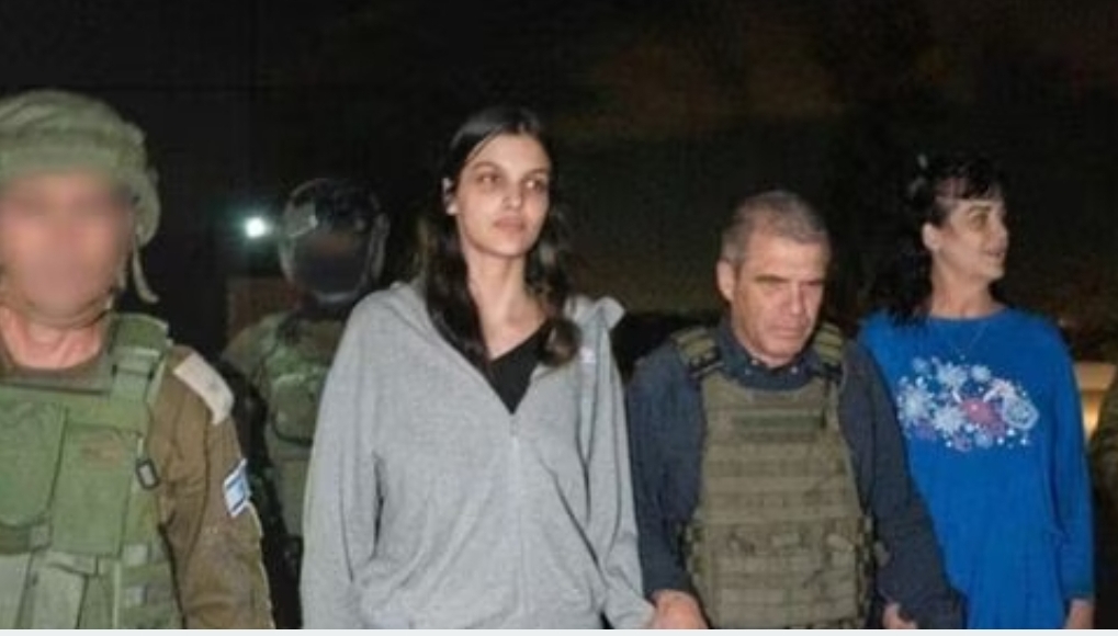 Gobierno de Israel publica primera imagen de las rehenes estadounidenses liberadas por Hamas