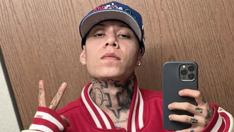 Hospitalizan a Santa Fe Klan, el rapero sufrió una fuerte lesión que lo alejará de los escenarios
