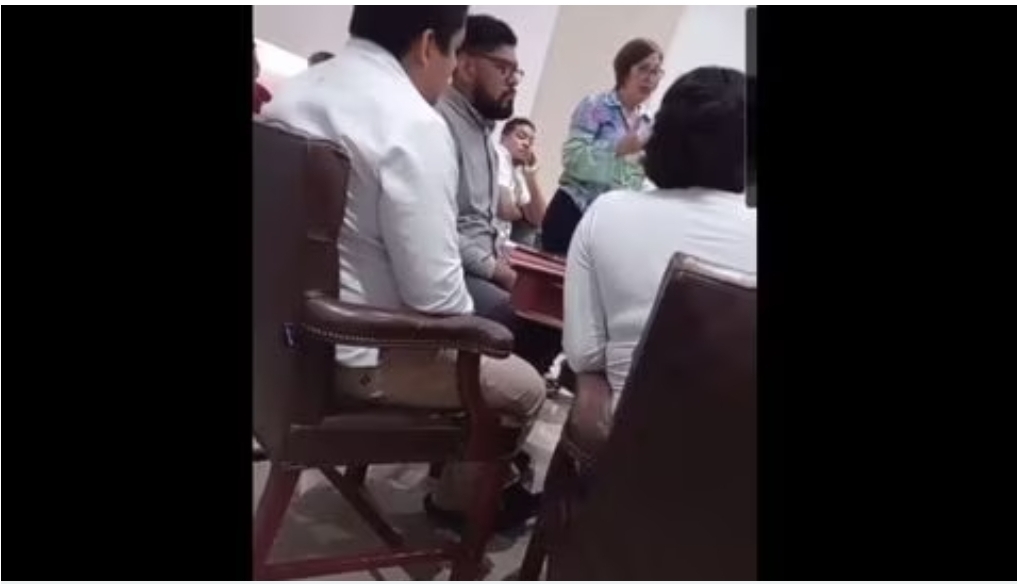 “Si lo dices en español te entiendo”, diputada pide a indígenas no hablar en su lengua en Veracruz