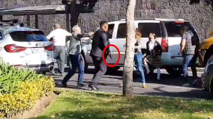 Escoltas de seguridad golpean a conductor frente a su familia en Paseo de la Reforma; Fiscalía investiga