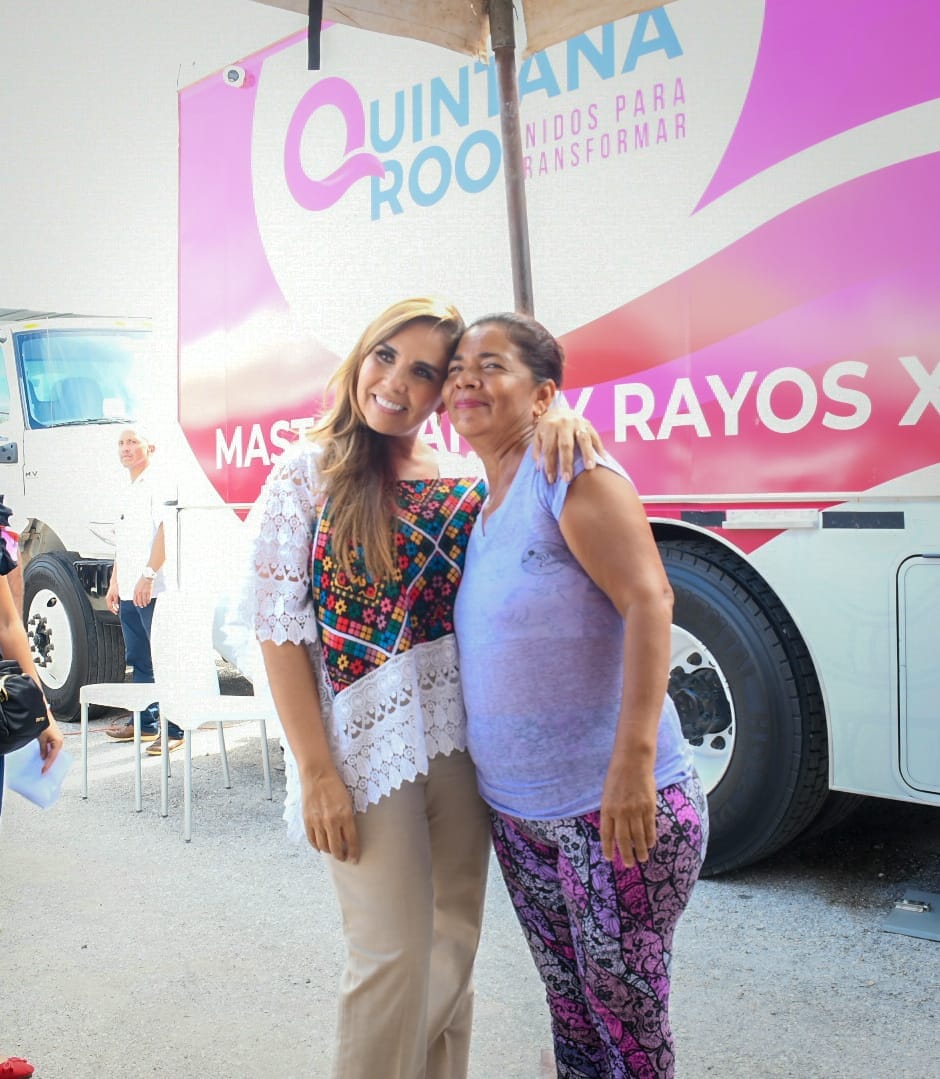 Ofrecen caravanas móviles “Salud para Tod@s” servicios de atención médica y vacunas contra la influenza