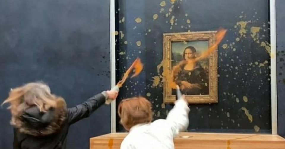 Protesta ecologista en el Louvre, lanzan sopa a la ‘Mona Lisa’