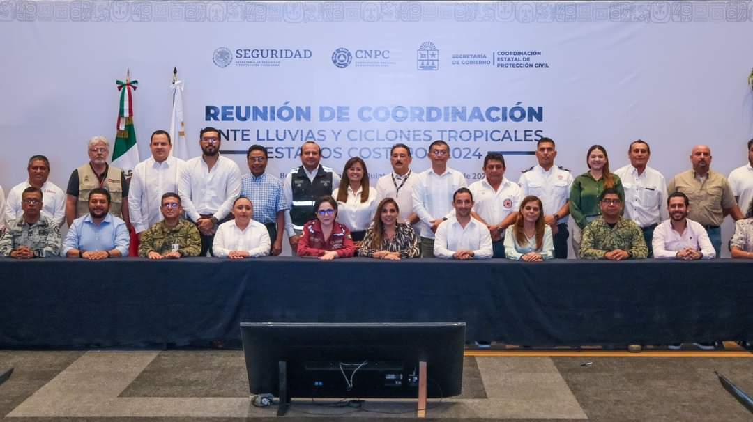 Presenta la Coordinación Nacional de Protección Civil el nuevo protocolo ante amenaza de huracanes en Quintana Roo