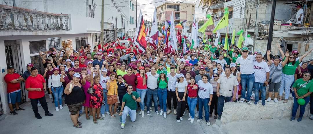 Más voluntades se suman al proyecto de Diego Castañón Trejo: locatarios y vecinos de la colonia centro le refrendan su apoyo