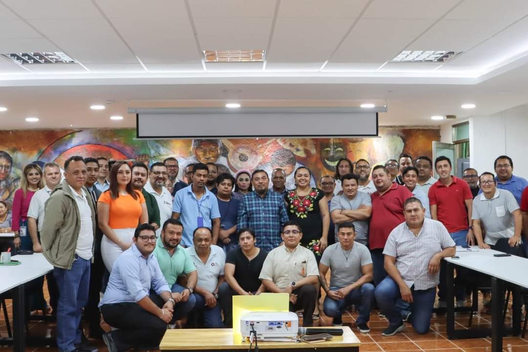 Imparte IQM conferencia sobre masculinidades igualitarias a personal de los Servicios Educativos de Quintana Roo