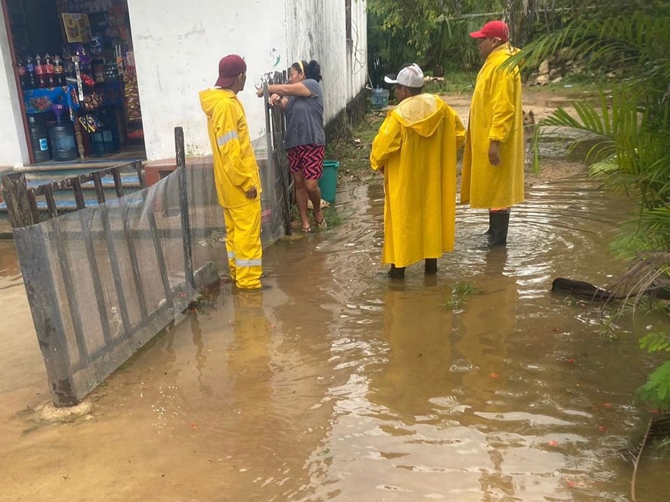 Ayuntamiento de Felipe Carrillo Puerto atiende llamados ciudadanos por encharcamientos