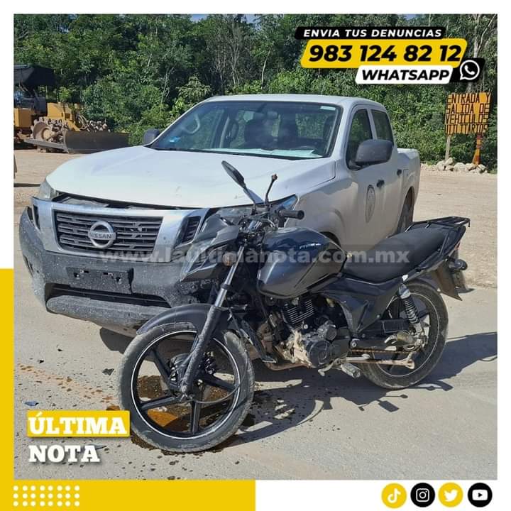 Acaba motocicleta con lesiones tras choque