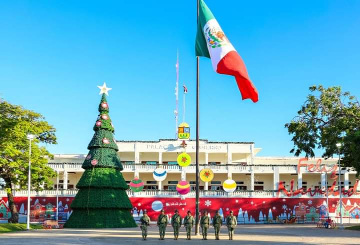 Celebran en Chetumal el 237 aniversario del Natalicio de Andrés Quintana Roo