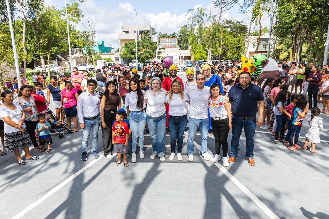 Diego Castañón y los Reyes Magos celebran en grande la niñez de Tulum