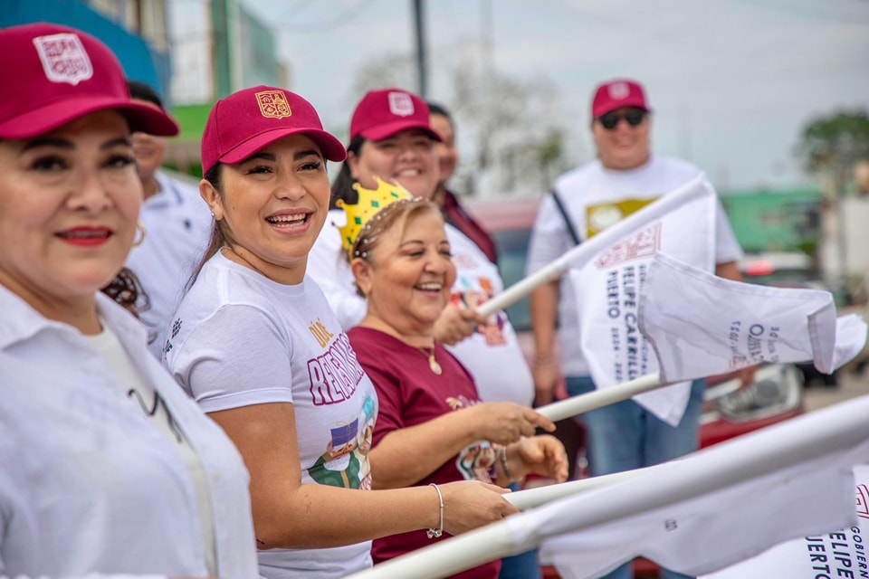 Reyes Magos visitan Felipe Carrillo Puerto con regalos y actividades para niñas y niños
