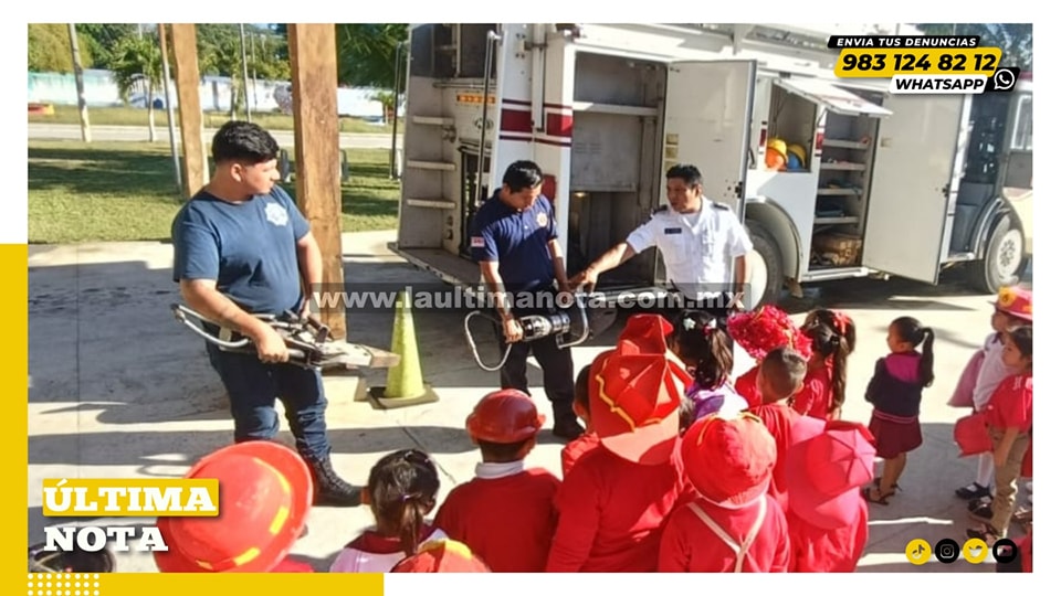 Pequeños Exploradores en la Estación de Bomberos