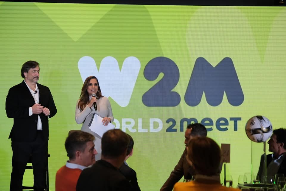 World2Fly anuncia vuelos diarios a Cancún; Mara Lezama reafirma ante  Grupo Iberostar compromiso con la prosperidad compartida