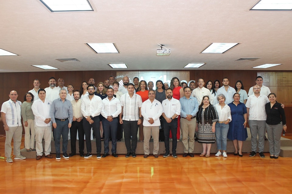 Preside SEDETUS inicio del periodo 2025 del Consejo Inmobiliario de Quintana Roo