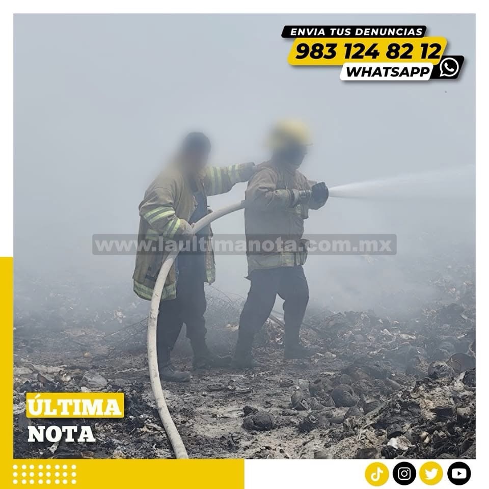 Bomberos combaten inc3ndio en el basurero municipal de Carrillo Puerto