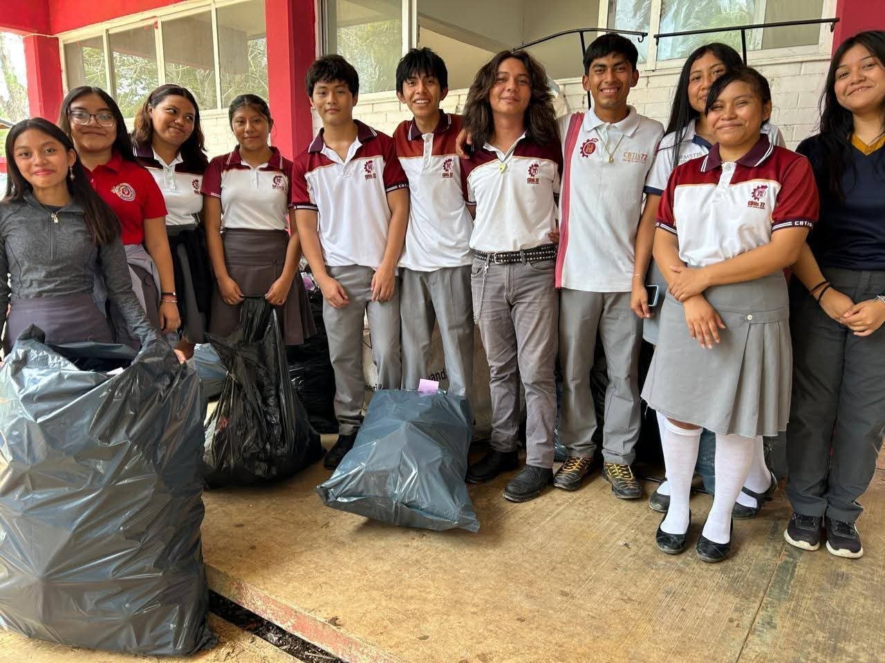 Jóvenes por un futuro verde: Estudiantes del CBTIS 72 lideran cruzada ecológica con el “Reto Verde”.